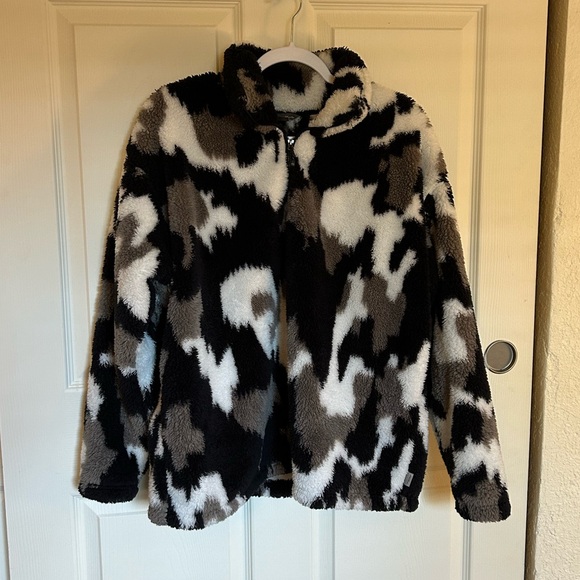 Eddie Bauer patterned fleece quarter-zip - Picture 1 of 3